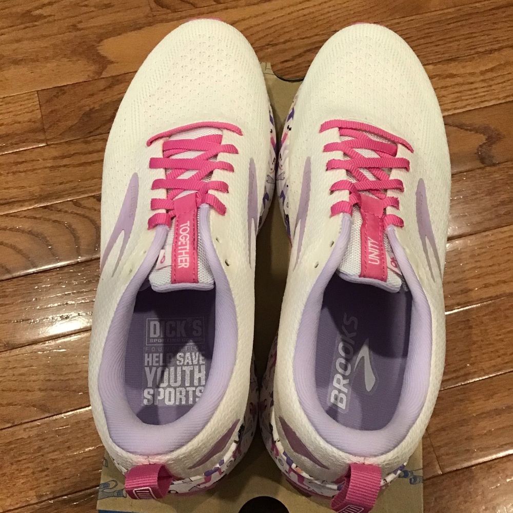 Brooks Revel 4 Women’s Running Shoes White Pink Unity - Picture 4 of 9